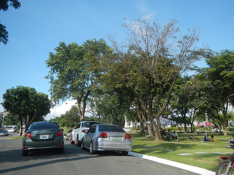 Manila Memorial Park