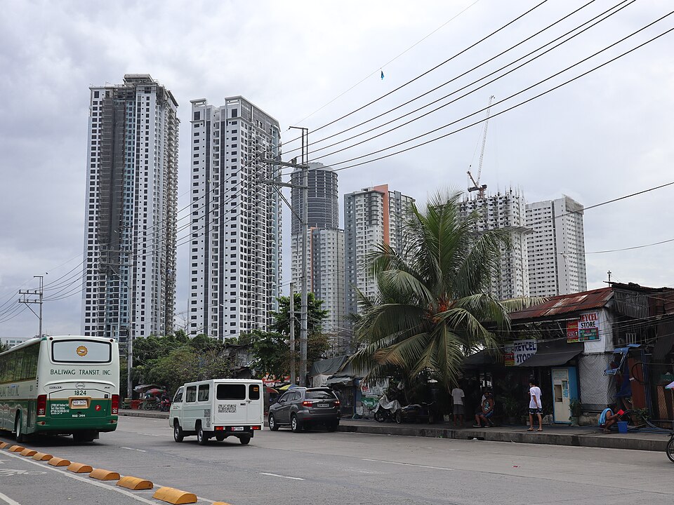 Vertis North